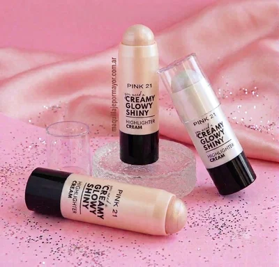 ILUMINADOR EN BARRA CREAMY GLOWY PINK 21