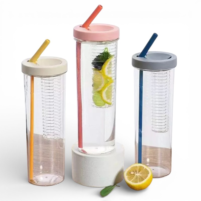 YH27- BOTELLA CON INFUSOR PARA FRUTAS 700ML - Image 1